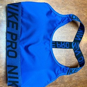 Nike Pro Sports Bra